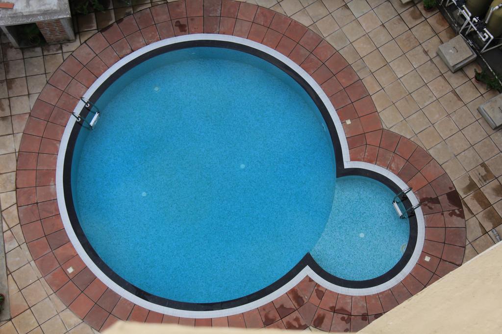 Royale De Casa Otel Guwahati Dış mekan fotoğraf